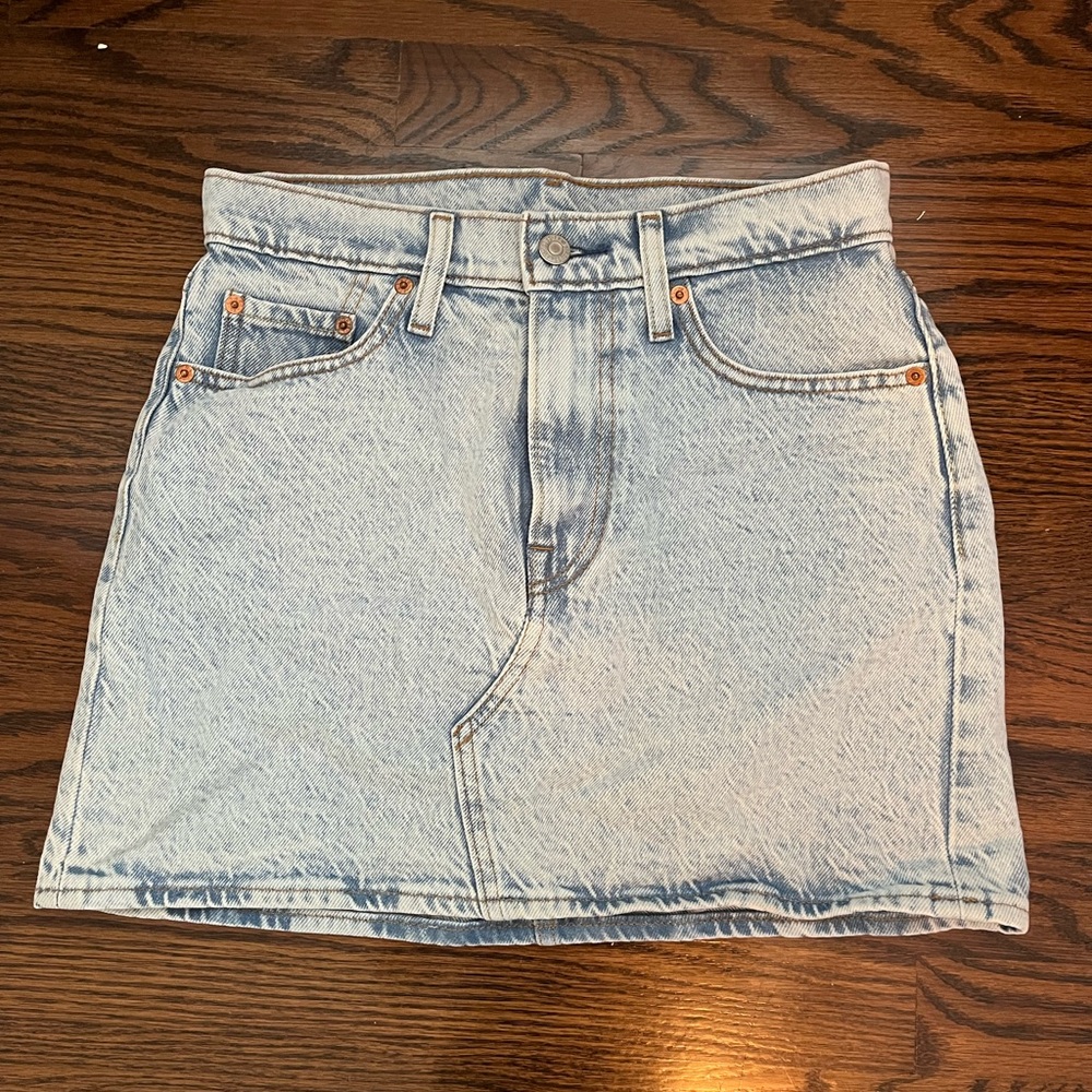 Levi’s Denim Skirt